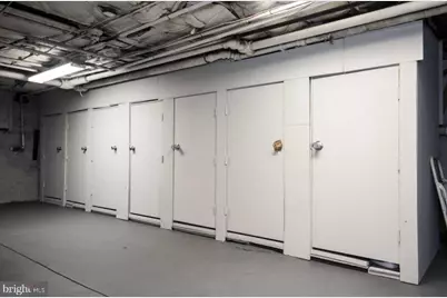 1316 Pine Street #3R, Philadelphia, PA 19107 - Photo 5