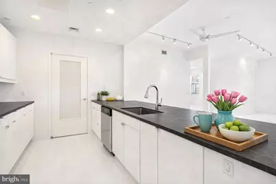 1600 Arch Street #1809, Philadelphia, PA 19103 - Photo 5