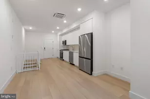 2007 Cambridge St, Philadelphia, PA 19130 - Photo 5