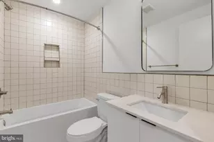 2007 Cambridge St, Philadelphia, PA 19130 - Photo 13