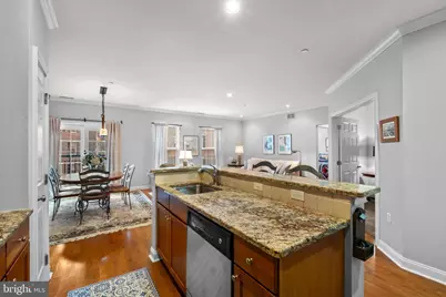 500 Admirals Way #211, Philadelphia, PA 19146 - Photo 9