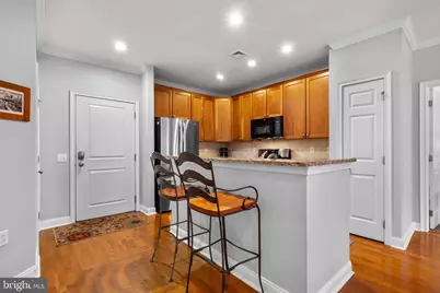 500 Admirals Way #211, Philadelphia, PA 19146 - Photo 11