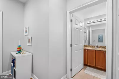 500 Admirals Way #211, Philadelphia, PA 19146 - Photo 27