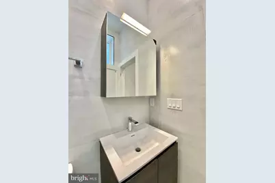 1824 Chestnut Street #2R, Philadelphia, PA 19103 - Photo 19