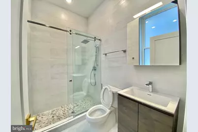 1824 Chestnut Street #2R, Philadelphia, PA 19103 - Photo 15