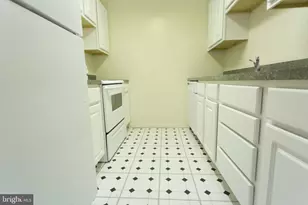 2031-5 South St, Philadelphia, PA 19146 - Photo 15