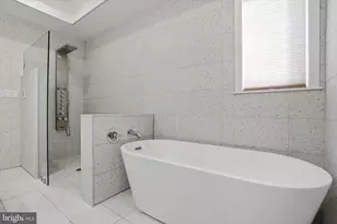 741 S 15th St, Philadelphia, PA 19146 - Photo 23