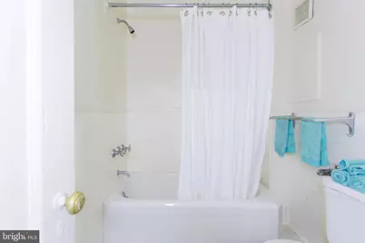 1229 Chestnut Street #916, Philadelphia, PA 19107 - Photo 17