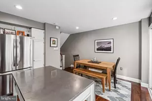 716 S Clifton St, Philadelphia, PA 19147 - Photo 5