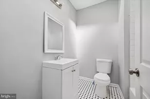 4753 N 12th St, Philadelphia, PA 19141 - Photo 5