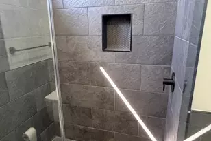 2248 Earp St, Philadelphia, PA 19146 - Photo 11