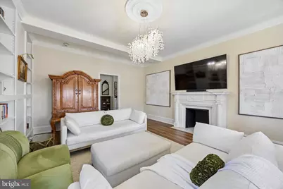 250 S 13th Street #8E, Philadelphia, PA 19107 - Photo 7