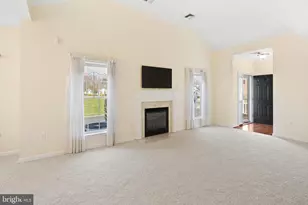 2682 Marigold Ln, Philadelphia, PA 19116 - Photo 7