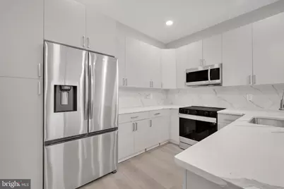 1111 S 24th Street #302, Philadelphia, PA 19146 - Photo 1