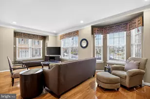 2036 W Reserve Dr, Philadelphia, PA 19145 - Photo 5