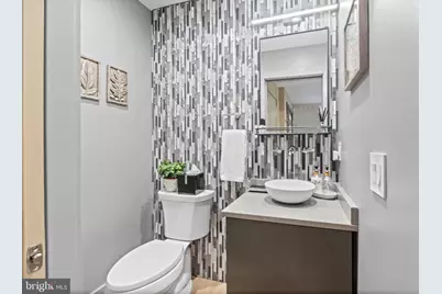 2147 Lombard Street, Philadelphia, PA 19146 - Photo 9