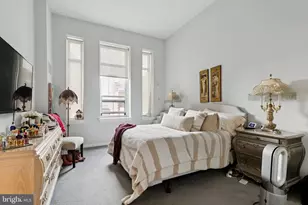 1425 Locust St, Philadelphia, PA 19102 - Photo 7