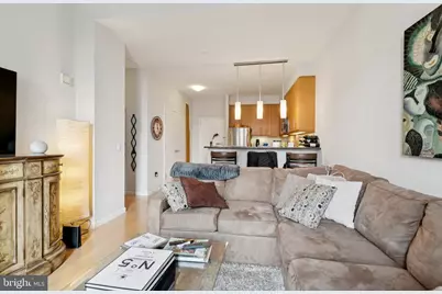 1425 Locust Street #16E, Philadelphia, PA 19102 - Photo 3