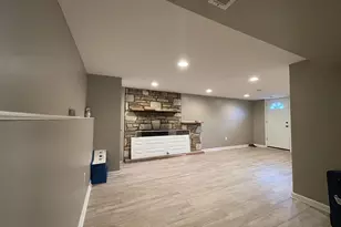 870 Morefield Rd, Philadelphia, PA 19115 - Photo 17