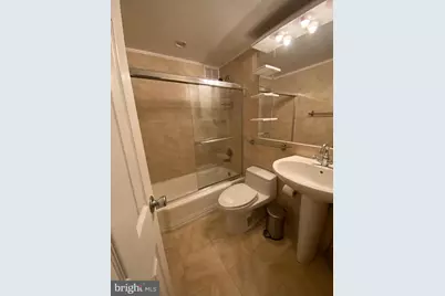 2101 Chestnut Street #512, Philadelphia, PA 19103 - Photo 3