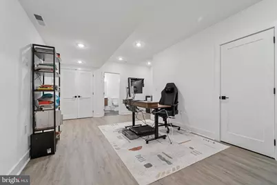 73 E Sharpnack Street, Philadelphia, PA 19119 - Photo 17