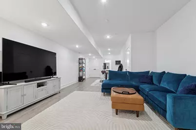 73 E Sharpnack Street, Philadelphia, PA 19119 - Photo 15