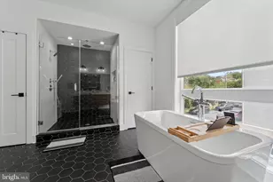 73 E Sharpnack St, Philadelphia, PA 19119 - Photo 27