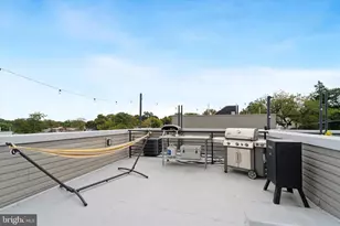 73 E Sharpnack St, Philadelphia, PA 19119 - Photo 39