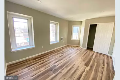 1426 W Rockland Street #3RD FL, Philadelphia, PA 19141 - Photo 9