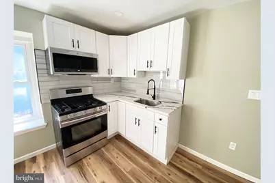 1426 W Rockland Street #3RD FL, Philadelphia, PA 19141 - Photo 7