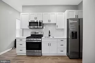 226 E Sydney St, Philadelphia, PA 19119 - Photo 9