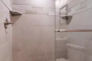 2339 N 10th St, Philadelphia, PA 19133 - Photo 17