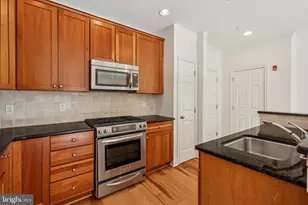 500 Admirals Way, Philadelphia, PA 19146 - Photo 9