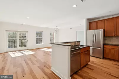 500 Admirals Way #231, Philadelphia, PA 19146 - Photo 7