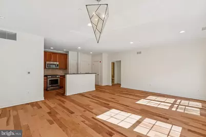 500 Admirals Way #231, Philadelphia, PA 19146 - Photo 11