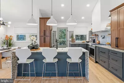 323 E Gowen Avenue, Philadelphia, PA 19119 - Photo 13