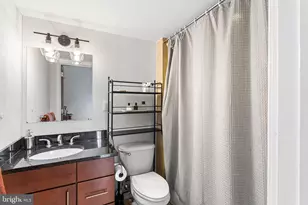 1201 Fitzwater St, Philadelphia, PA 19147 - Photo 9