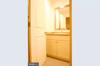 1100 Spruce Street #2E, Philadelphia, PA 19107 - Photo 13