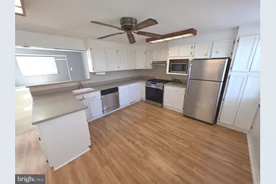 9225 Outlook Avenue, Philadelphia, PA 19114 - Photo 7