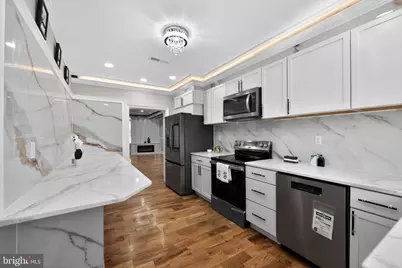 2046 Dennie Street, Philadelphia, PA 19140 - Photo 13