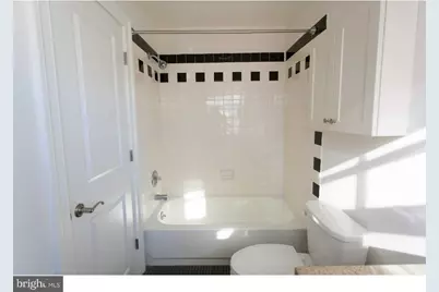 532 Spruce Street #10, Philadelphia, PA 19106 - Photo 15