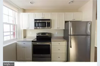 532 Spruce Street #10, Philadelphia, PA 19106 - Photo 5