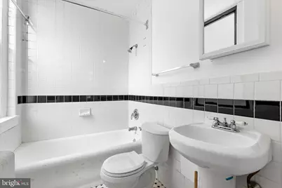 1324 Locust Street #1019, Philadelphia, PA 19107 - Photo 5