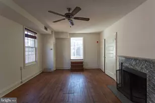 916 Spruce St, Philadelphia, PA 19107 - Photo 3