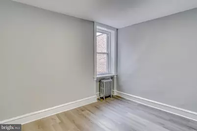 588 E Godfrey Avenue, Philadelphia, PA 19120 - Photo 17