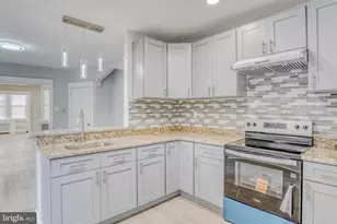 588 E Godfrey Ave, Philadelphia, PA 19120 - Photo 9