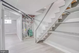 588 E Godfrey Ave, Philadelphia, PA 19120 - Photo 27