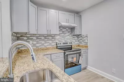 588 E Godfrey Avenue, Philadelphia, PA 19120 - Photo 11