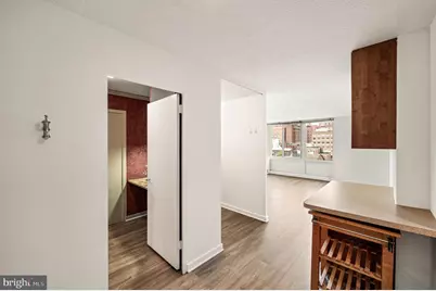 604 S Washington Square #418, Philadelphia, PA 19106 - Photo 9