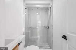 1223 Spruce St, Philadelphia, PA 19107 - Photo 19